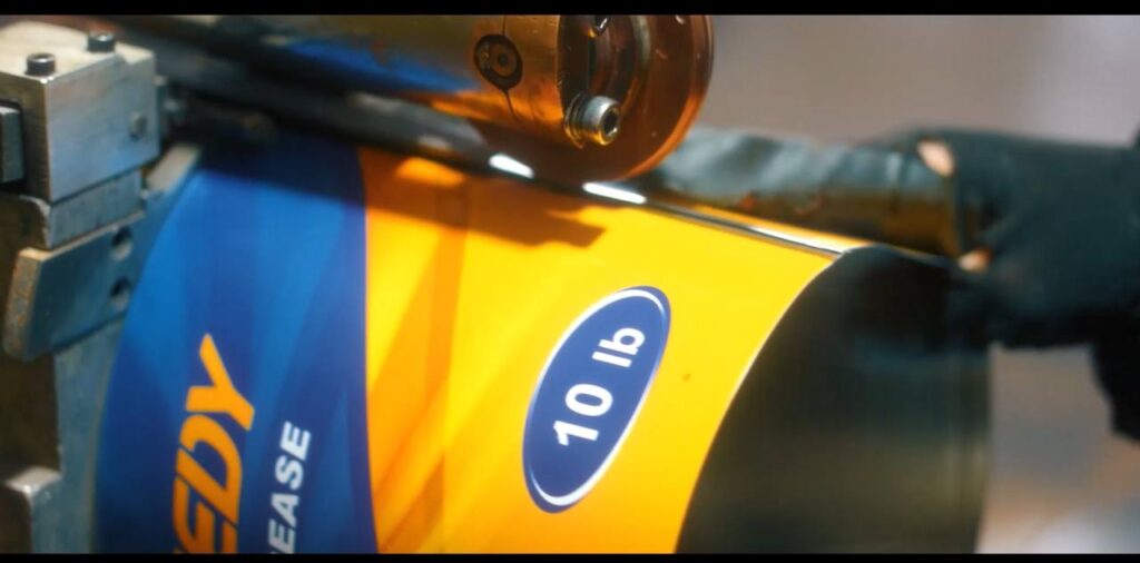 تولید قوطی های 10 پوندی گریس